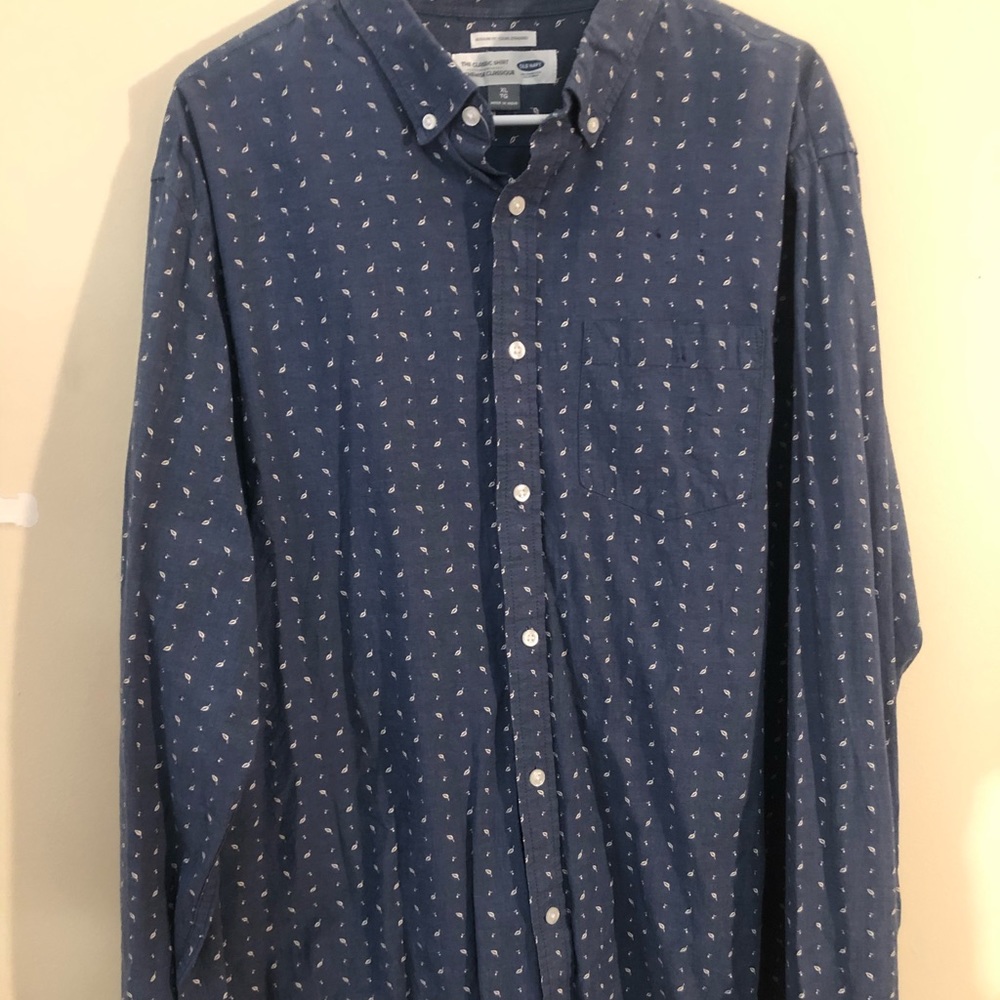 Old Navy patterned button down shirt